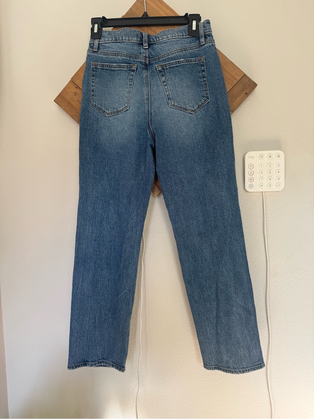 LOFT Woman’s Medium Blue Straight Jeans with Whiskering - Picture 4 of 4
